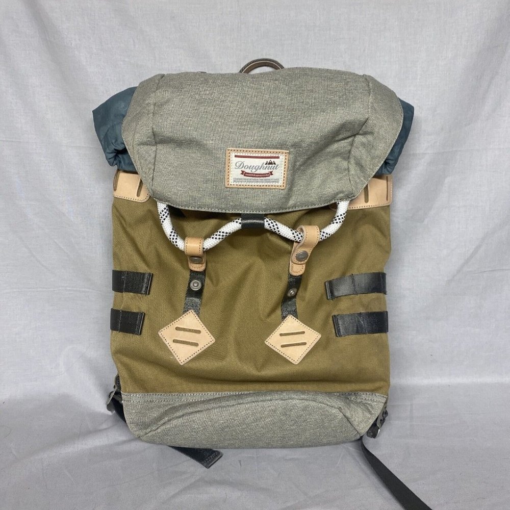 Doughnut Outdoor Adventure Backpack Green Hiking Camp… Gem